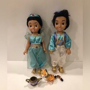 Disney Aladdin and Jasmine Playmates Dolls and Accessories